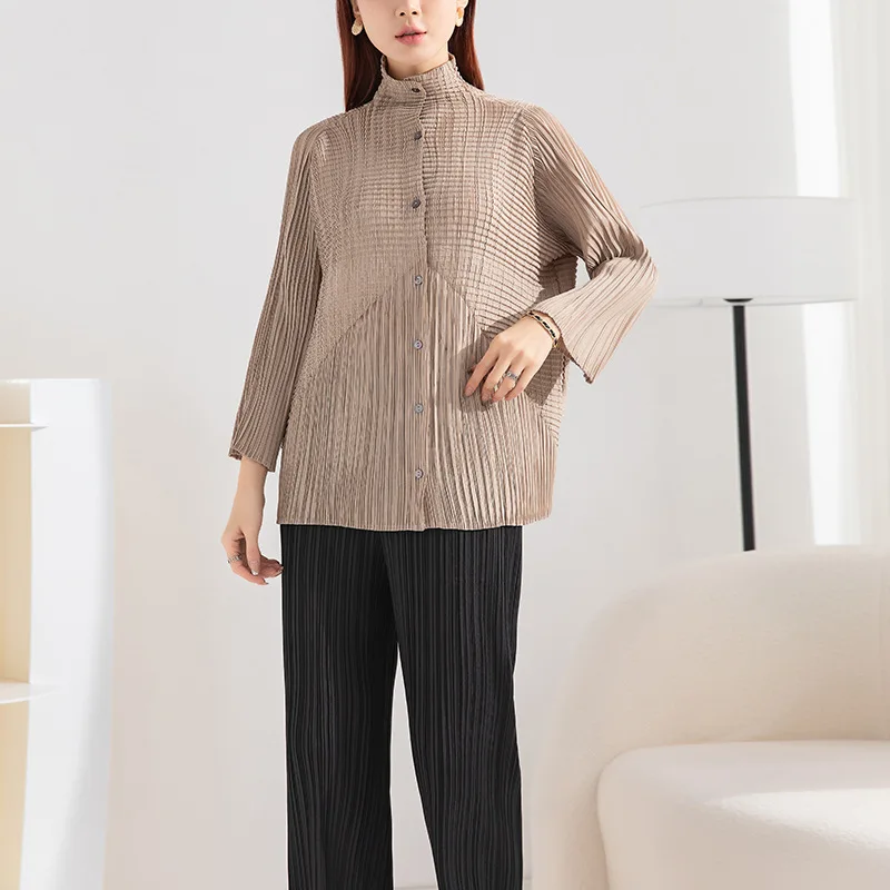Shirts For Women Autumn 2022 New Stand Collar Long Sleeved Single Breasted Solid Colour Patchwork Loose Stretch Miyake Pleated