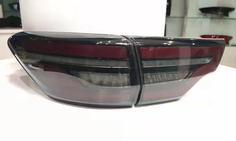 

Задний ходовой фонарь + тормоз + фонарь заднего хода + динамический указатель поворота Автомобильный светодиодный задний фонарь для Toyota Highlander 2015-2021