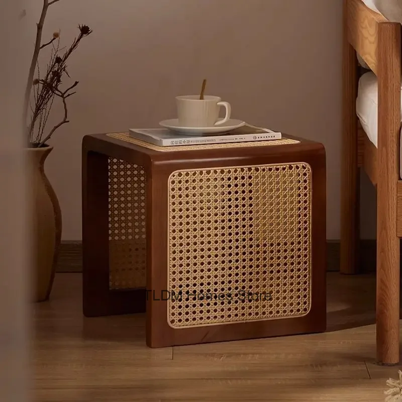 Многофункциональный пластиковый приставной столик из ротанга эркер небольшой