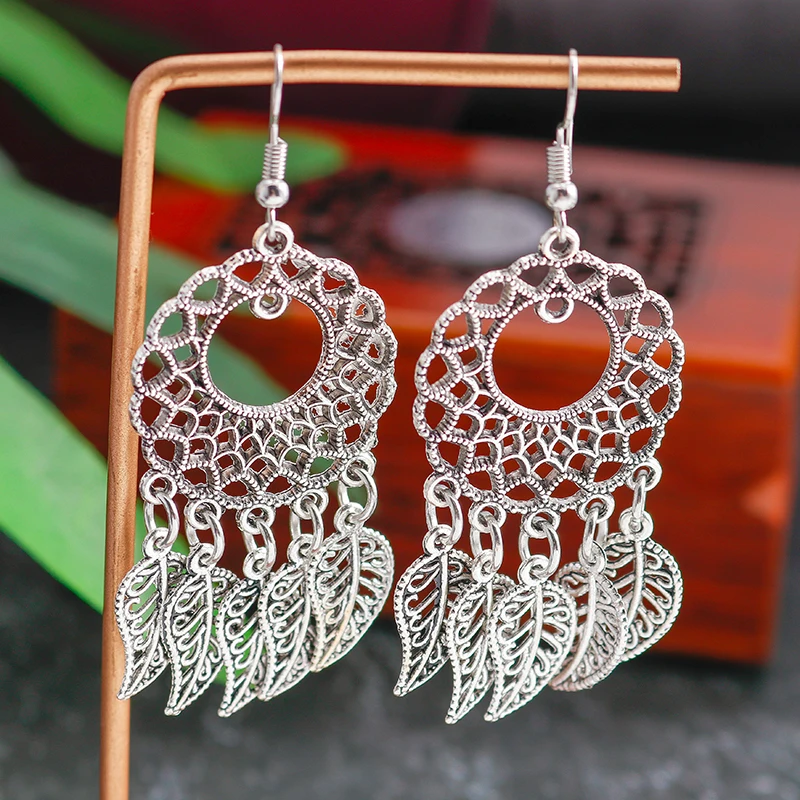 

New Fashion Big Long Statement Hollow Round Leaves Tassel Earrings for Women Punk Drop Earrings Gifts Brincos Femme