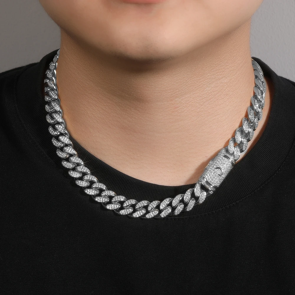 Uwin Initial On Bail 26 Letters Custom Iced Out Cubic Zirconia Necklace For Women Fashion Jewelry Gifts