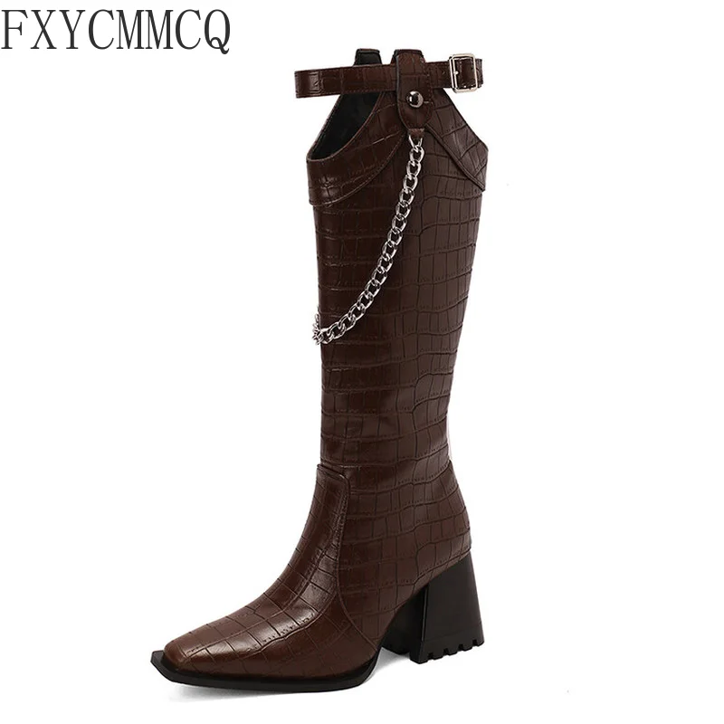 FXYCMMCQ 2022 Autumn/winter New Square Toe Thick Heel Fashion Short Boots Fashion Metal Decoration All-match Women's Boots 8005
