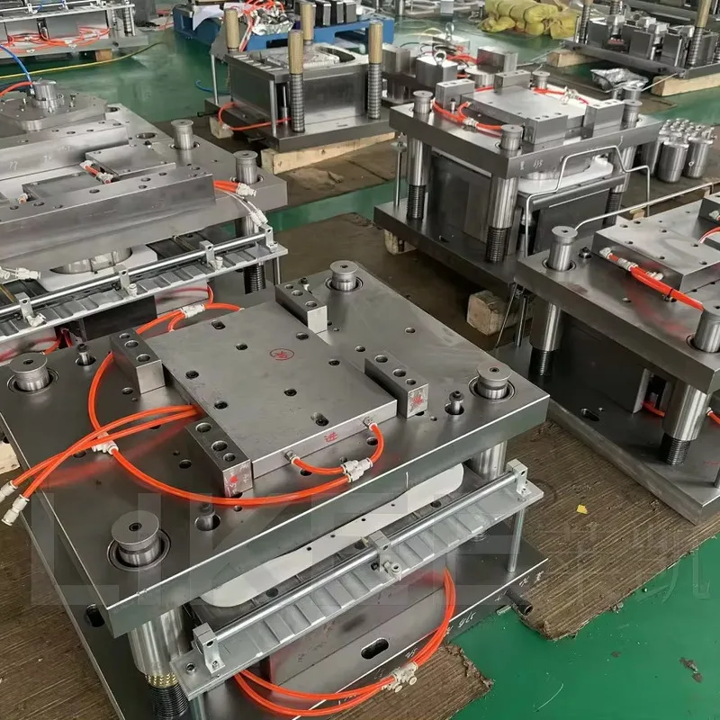 Индивидуальная многополостная форма для литья под давлением линии производства