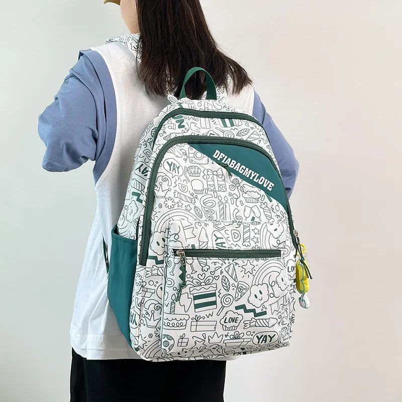 

Graffiti Design School Schoolbag Boy And Girl Fashion Simple Sports Bag College Students Backpack Large Capacity Nylon Backpack