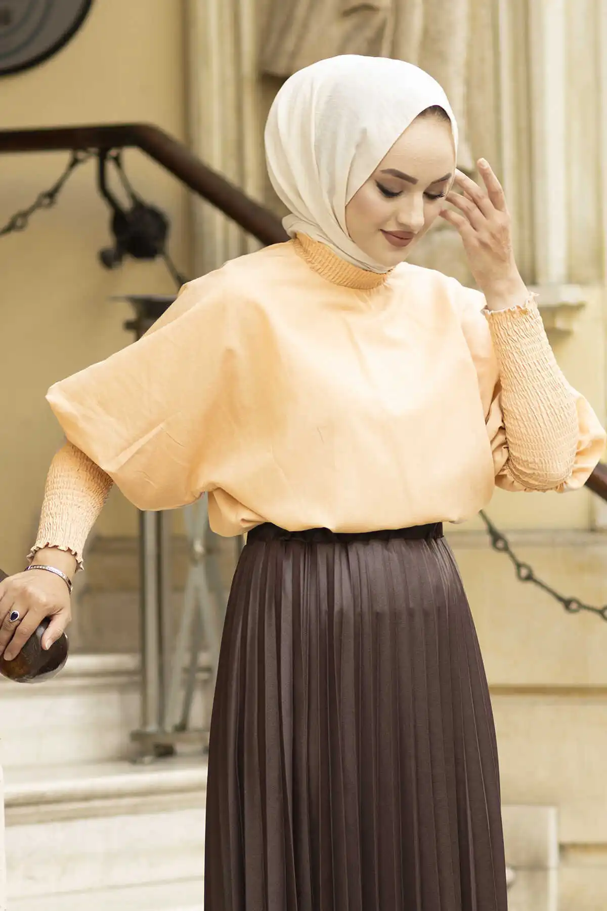 Sleeve Detail Bluz MD Milk Coffee