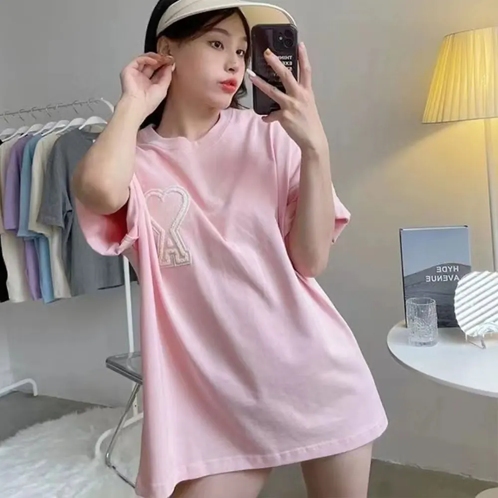 

Summer Ladies Luxury Heart Embroidered T-shirt For Women Men Korean Fashion Harajuku T-shirts Couple Loose Tops Female Tee Shirt