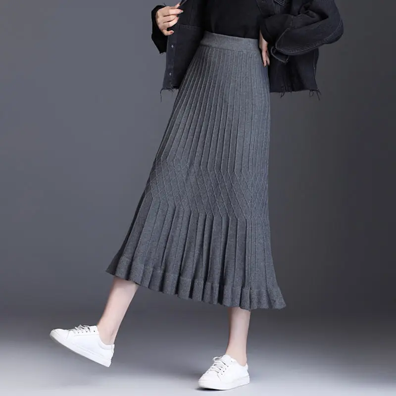 

Knitted skirt female autumn and winter new mid -length high -waisted solid skirt Korean pleated casual long sweater skirt female