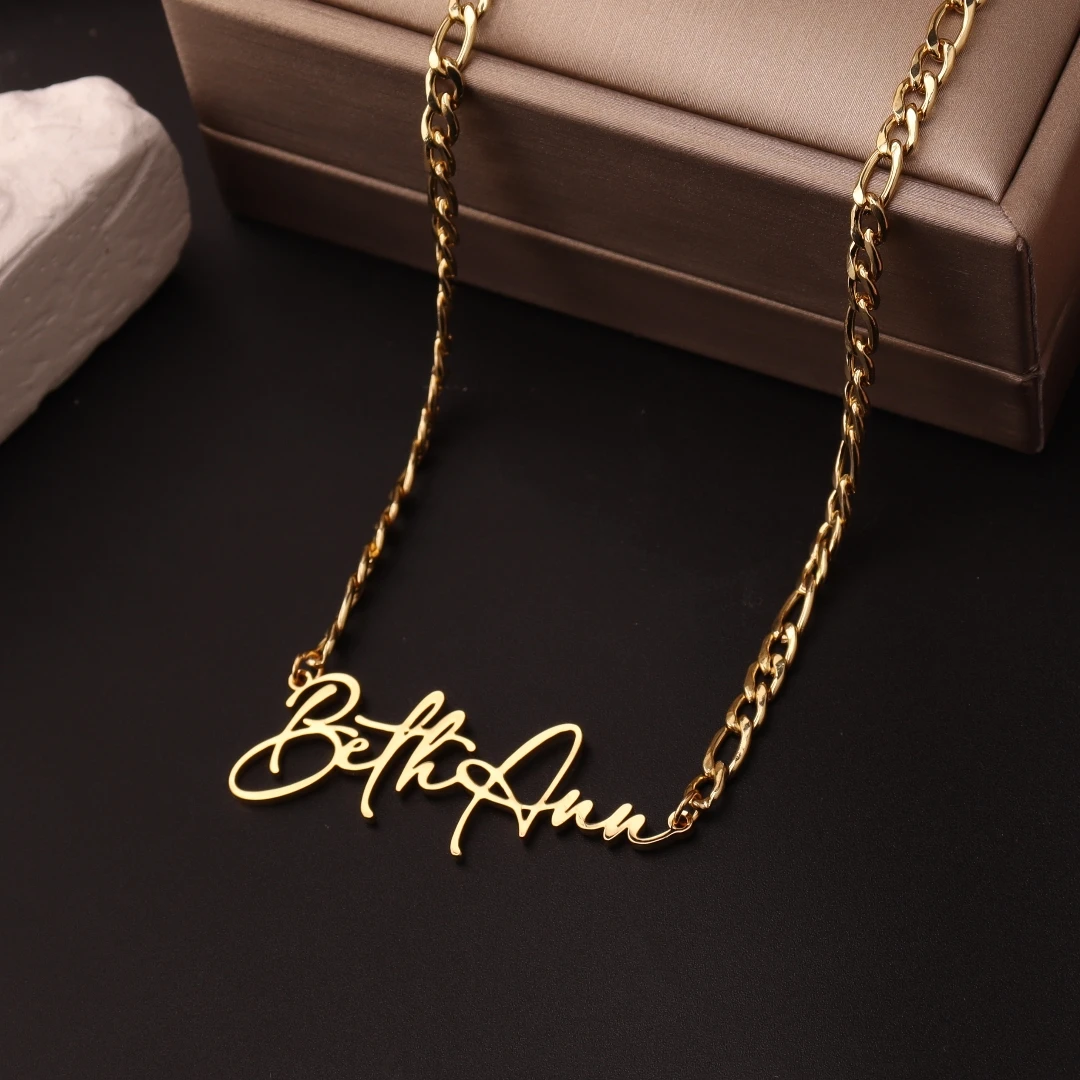 

Custom Name Necklace For Women Any Font with Figaro Chain Gold Nameplate Necklace Best Friend Perfect Birthday Gift Choker 2023