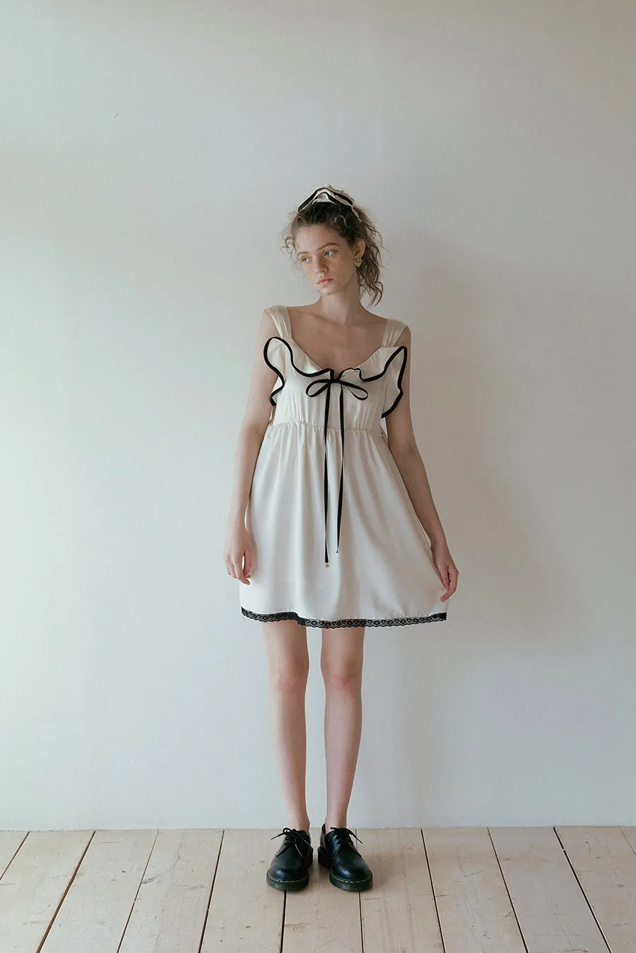 

Кружевное милое платье с оборками в стиле пэчворк, летние элегантные женские мини-платья на бретельках, одежда