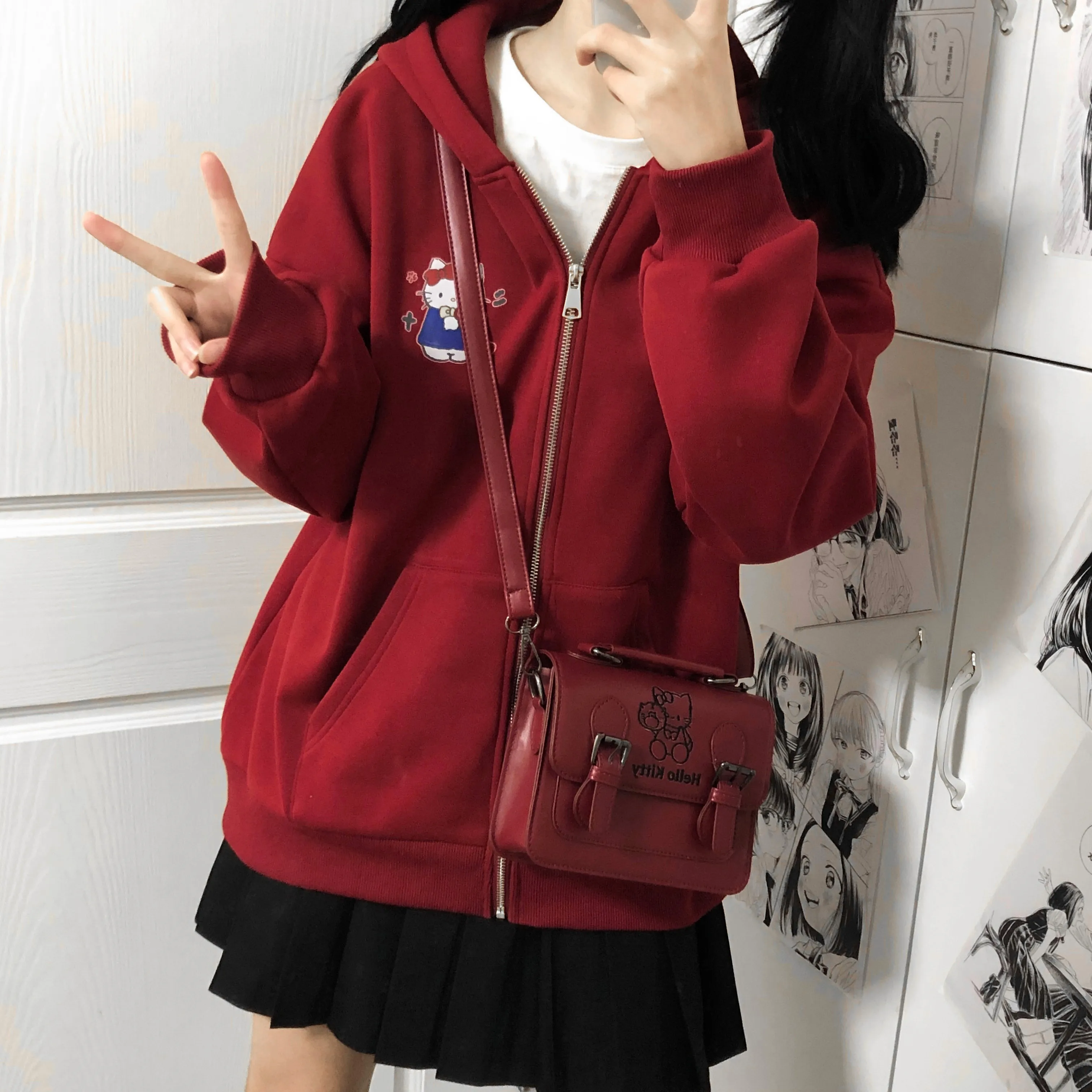 

2022 New Sanrio Red Embroidery Hello Kitty Women's Bags Cute Everyday Portable Messenger Bag PU Shoulder Bag Small Square Bag