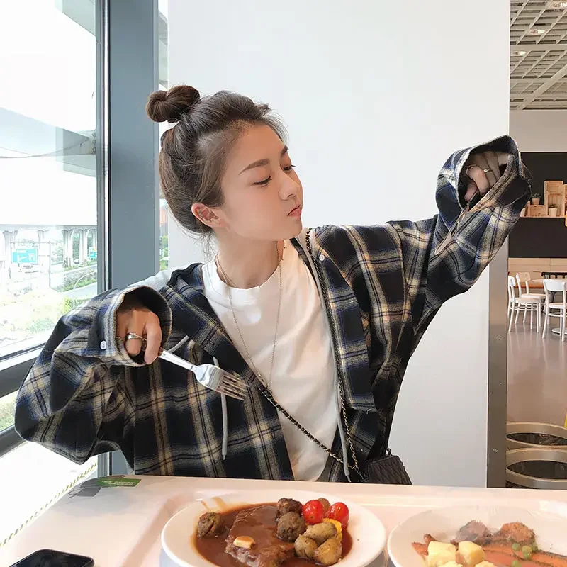 Блузка женская рубашка клетчатая свободная с длинным рукавом куртка капюшоном