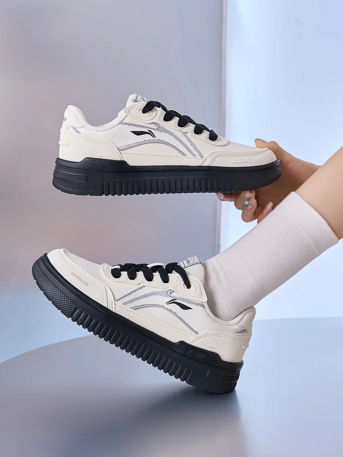 Кроссовки Li Ning женская обувь повседневная Qingyun 2024 осень и зима новые модные белые