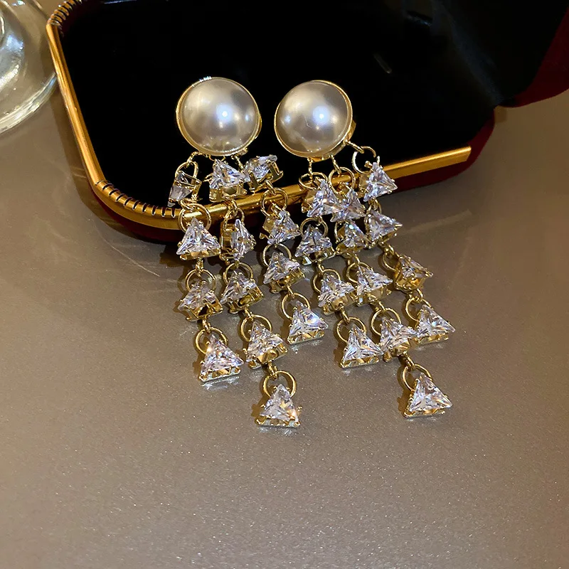 

Luxury Triangle Zirconia Tassel Ladies Earrings Party Jewelry Simulated Pearl Long Earing Wholesale Pendientes De Borla