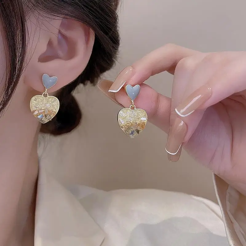 

925 Silver Needle Love Earrings Female Retro Hong Kong Style Earrings Light Luxury Niche Design Fashion Trend Earrings