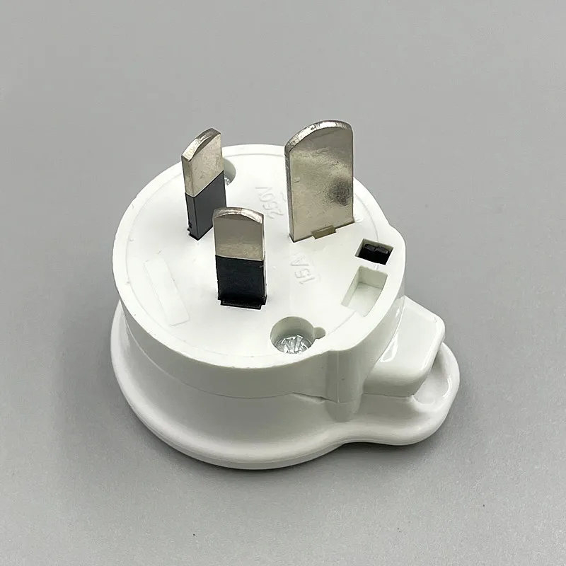 Штепсельная розетка 3P AU