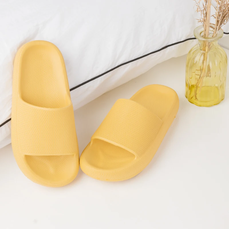 New Men and Women House Slippers Thicker Mens Bathroom Shoes Quick Dry Casual Summer Beach Sandals Water Shoes EVA Anti-slippery