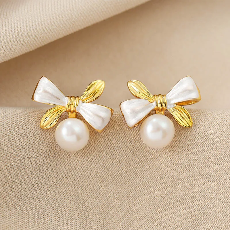 

Sweet and Cute Yellow Flower Earrings Fashion Freshwater Pearl Bow Stud Earrings for Women Valentine's Day Gift Accessories
