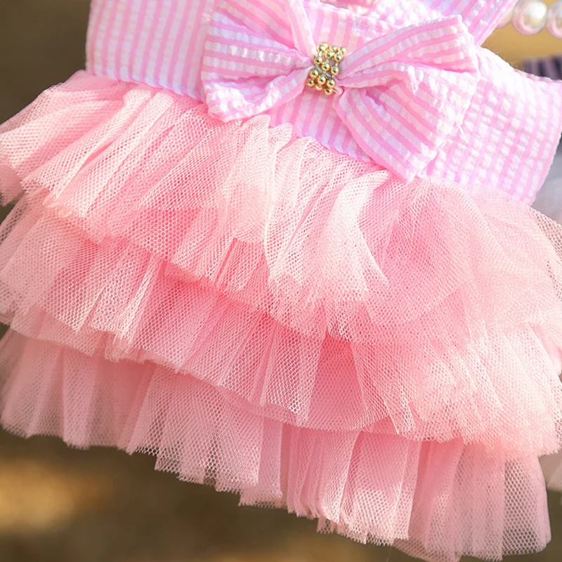 

Winter Dog Dress Pet Dog Clothes New Year Dress Chihuahua Girl Wedding Dresses Skirt Puppy Go Out Clothes For Small Medium Dogs