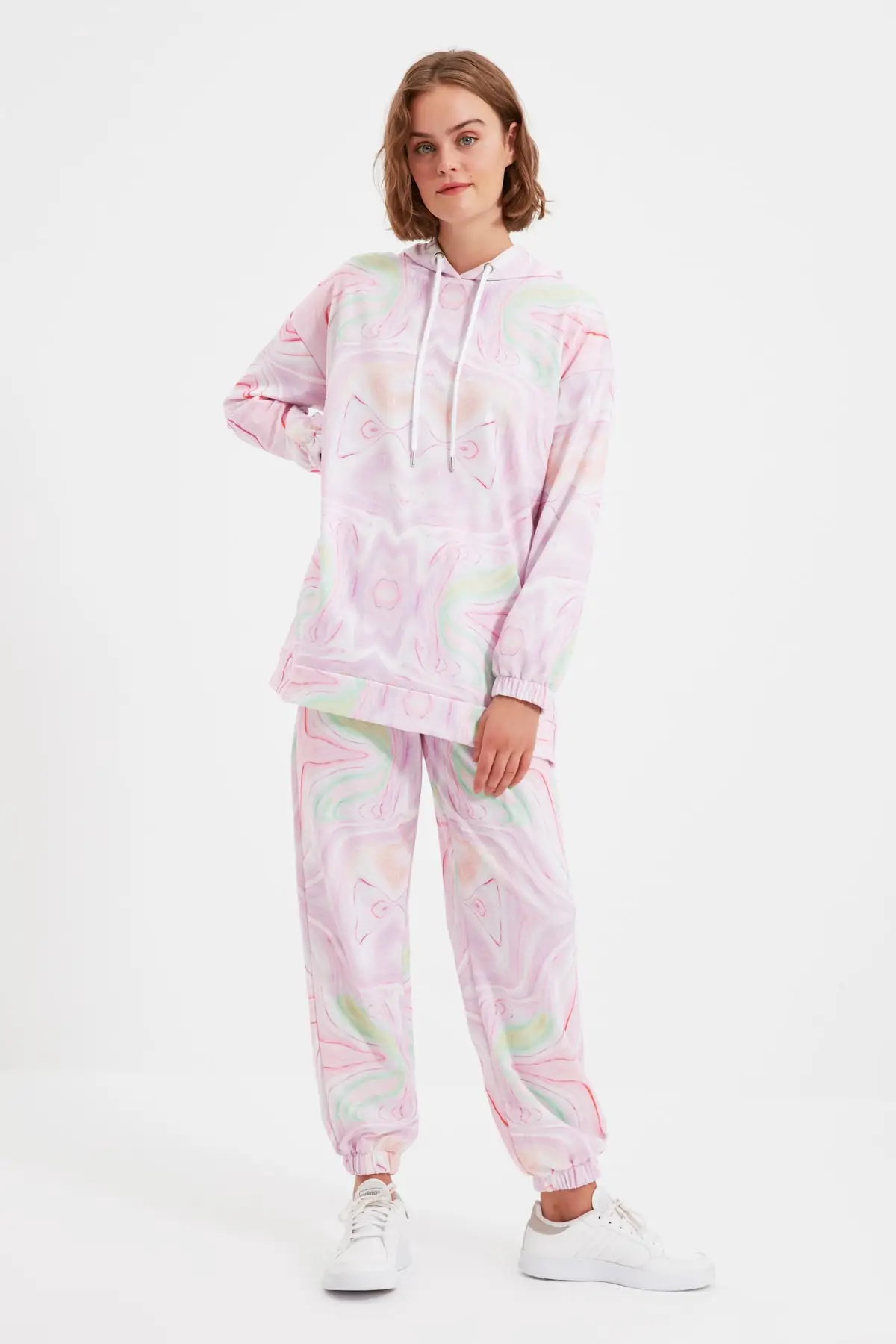 Спортивный костюм Trendyol TCTAW22EN0026