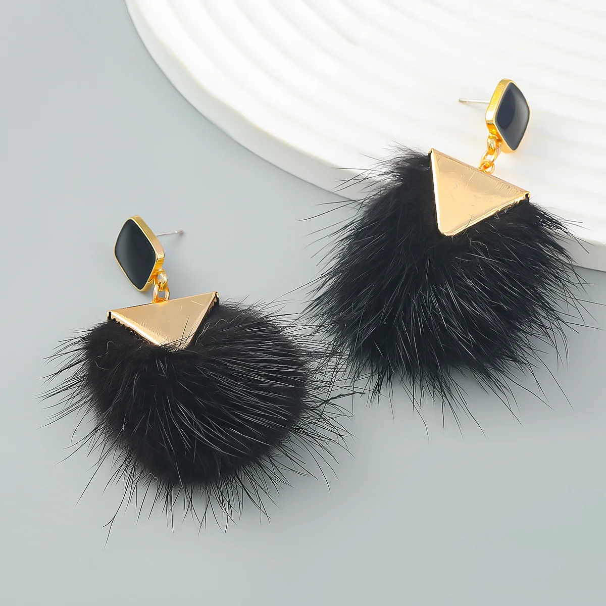 Серьги-подвески женские из искусственного меха кролика с помпоном 1 пара