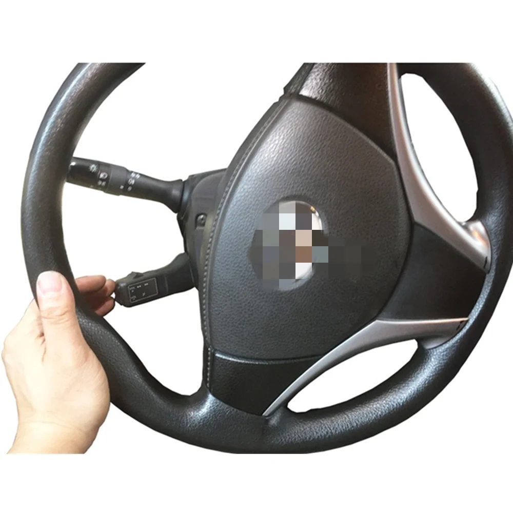 Универсальный автомобильный пульт дистанционного управления на рулевое колесо