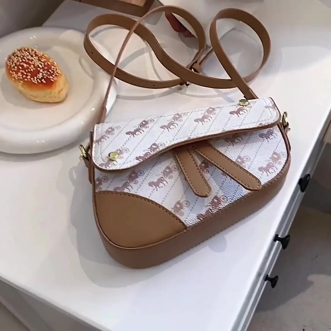 

Popular Ladies Small Bag 2022 New Fashion Printing Shoulder Bag High Texture Messenger Bag Saddle Bag