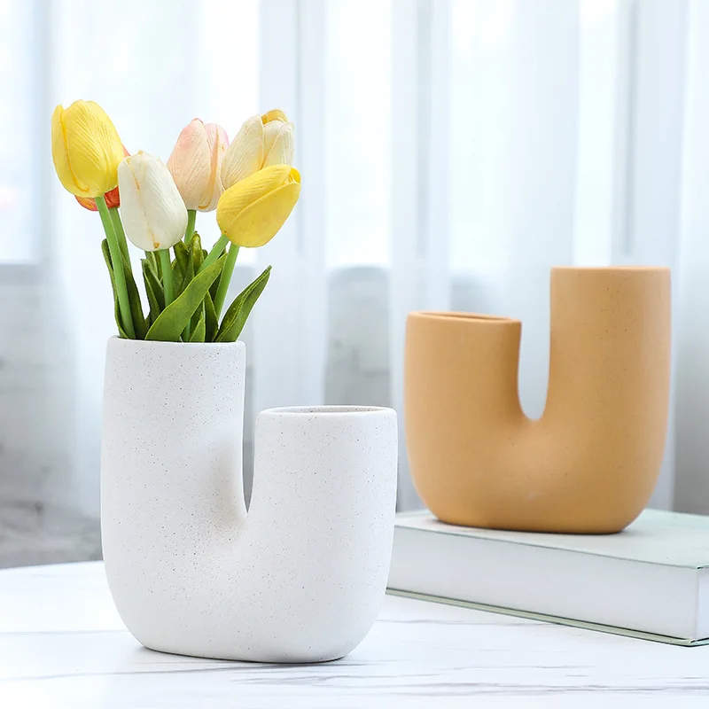 

Керамическая U-образная ваза, скандинавский цветочный горшок, Современные художественные украшения, аксессуары для офиса, гостиной, рабоче...