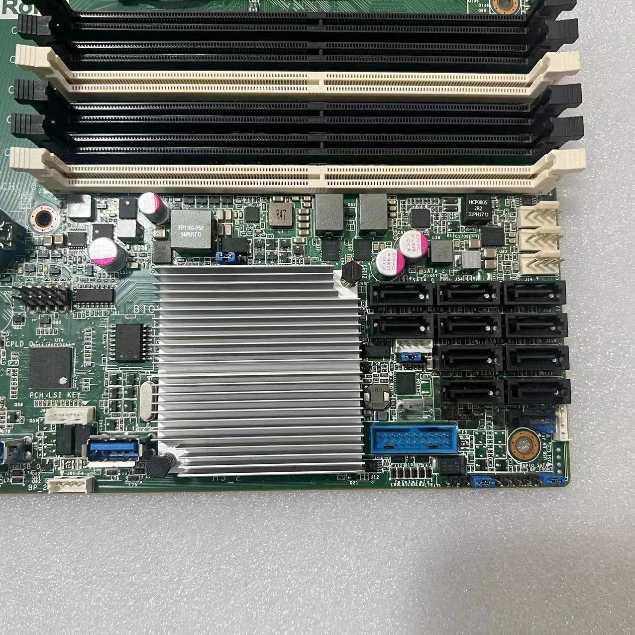 Для основной платы NF5240M3/M2220/NF5460/5270/NP5570M4 YPCB-00101-1P3