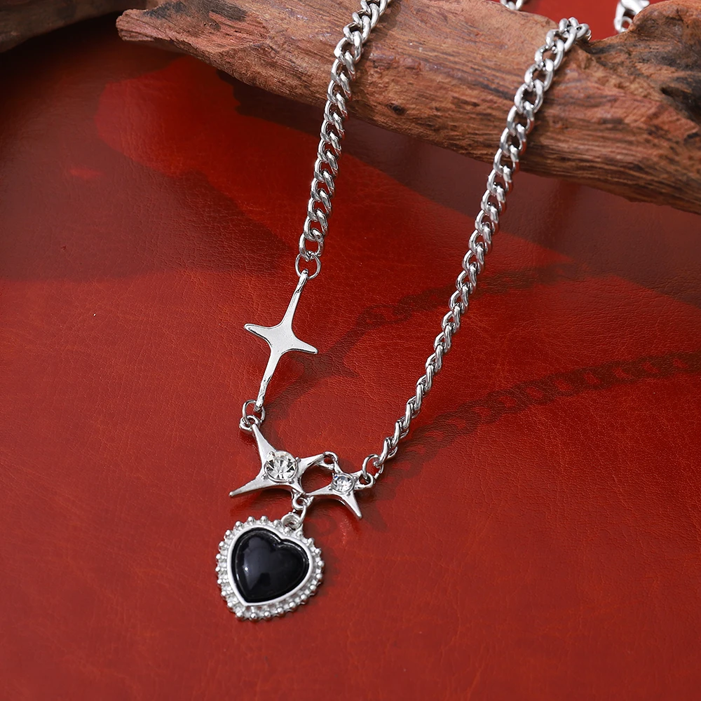 Fashion Jewelry For Women Charming Rhinestone Star Heart Black Onyx Pendant Necklace Metal Short Chain Necklace Chokers 2022