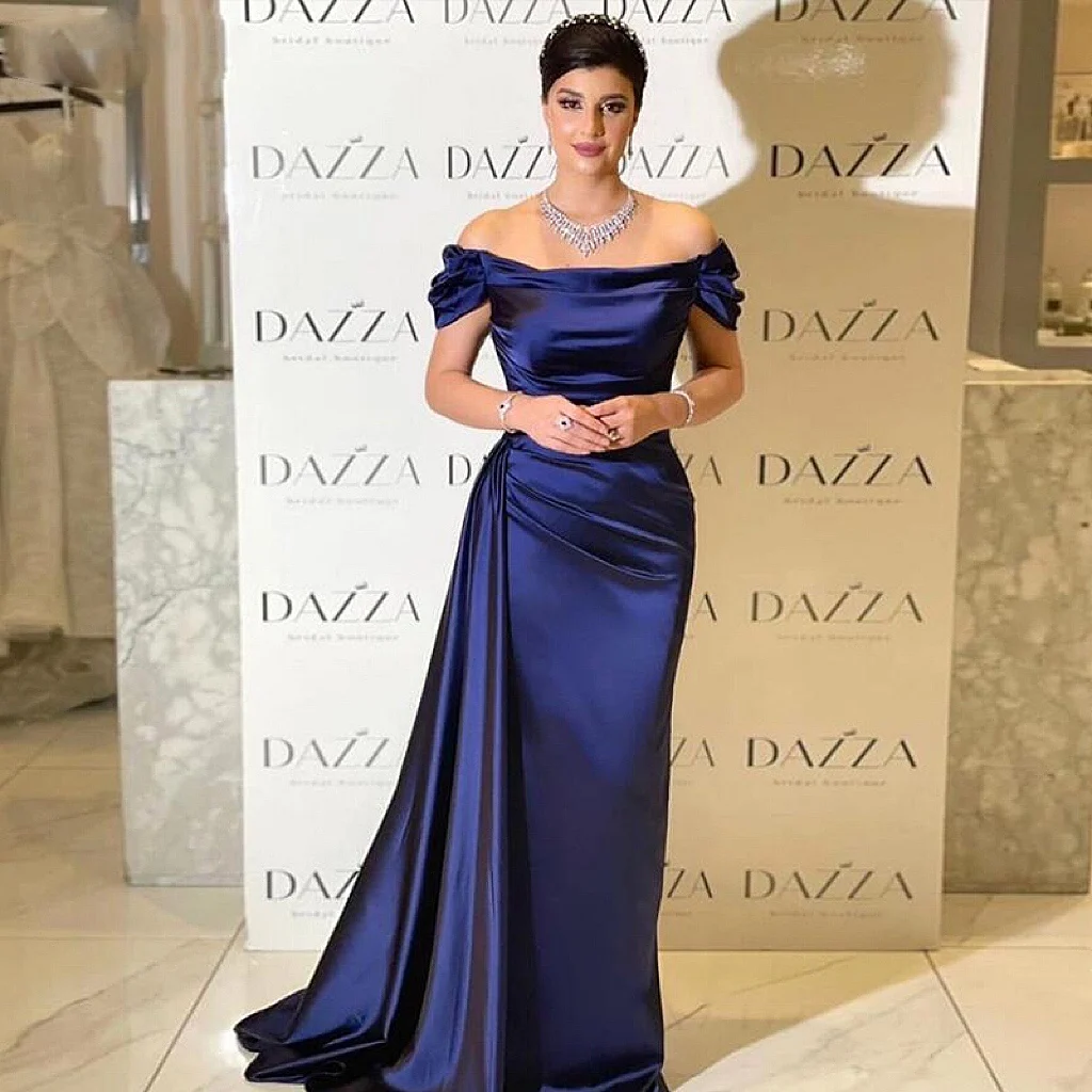 

Navy Blue Celebrity Dresses Off Shoulder Train Simple Boat Neck Short Sleeve Satin For Women Evening Gowns Mermaid 2022 New
