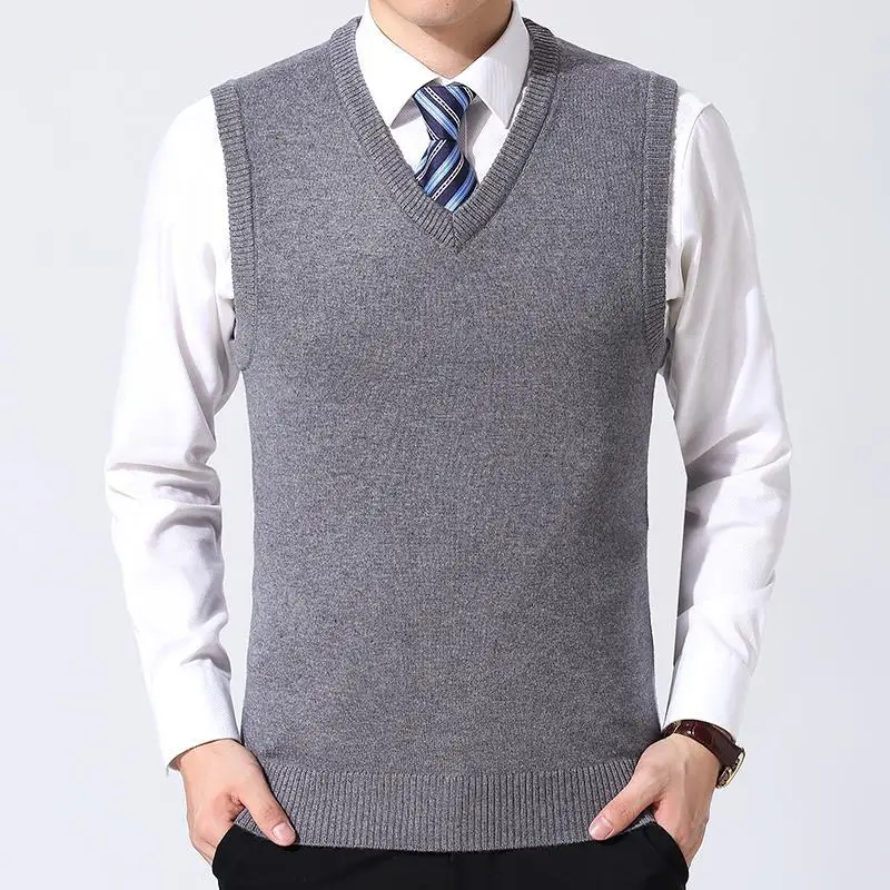 

New Fashion Designer Brand Sweater V-neck Large Size Pullover Knitted Vest Men Wool Sleeveless Autum Casual Men Clothing C07