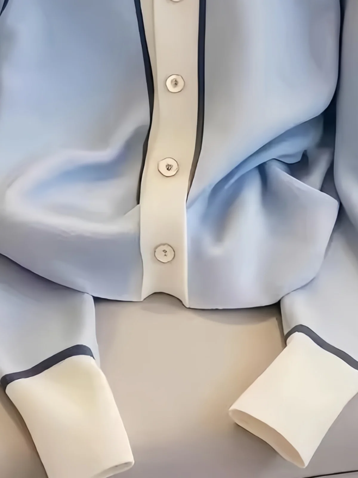 Синий вязаный мягкий клеевой свитер женская одежда осень-зима 2024 новый шикарный