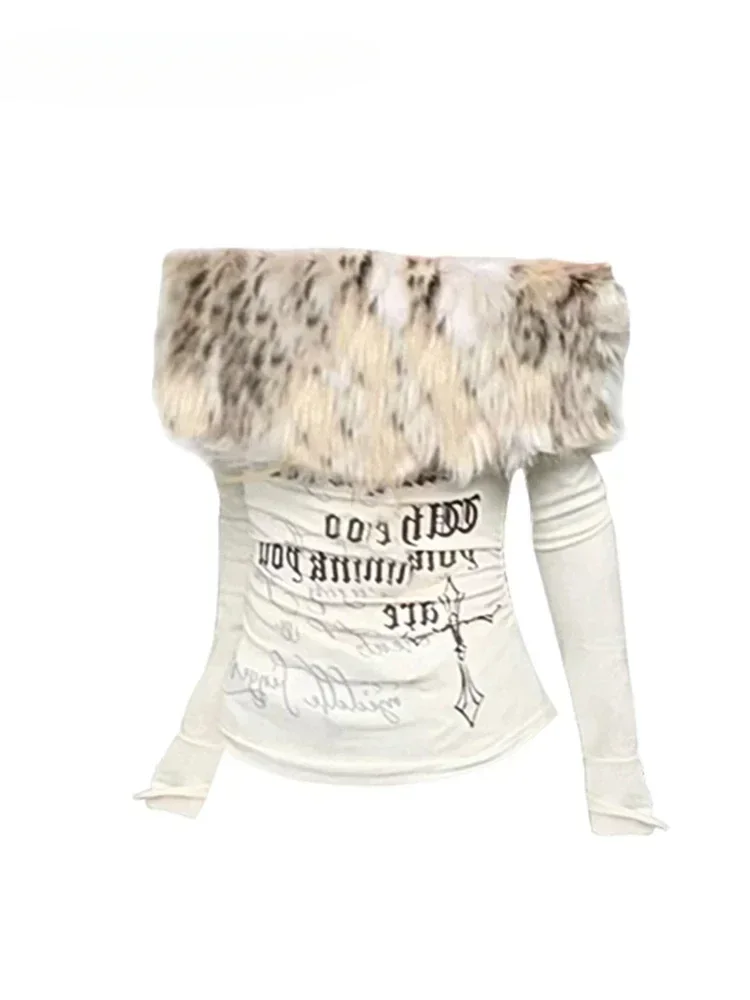 Женская укороченная футболка с разрезом на шее цвет в ассортименте