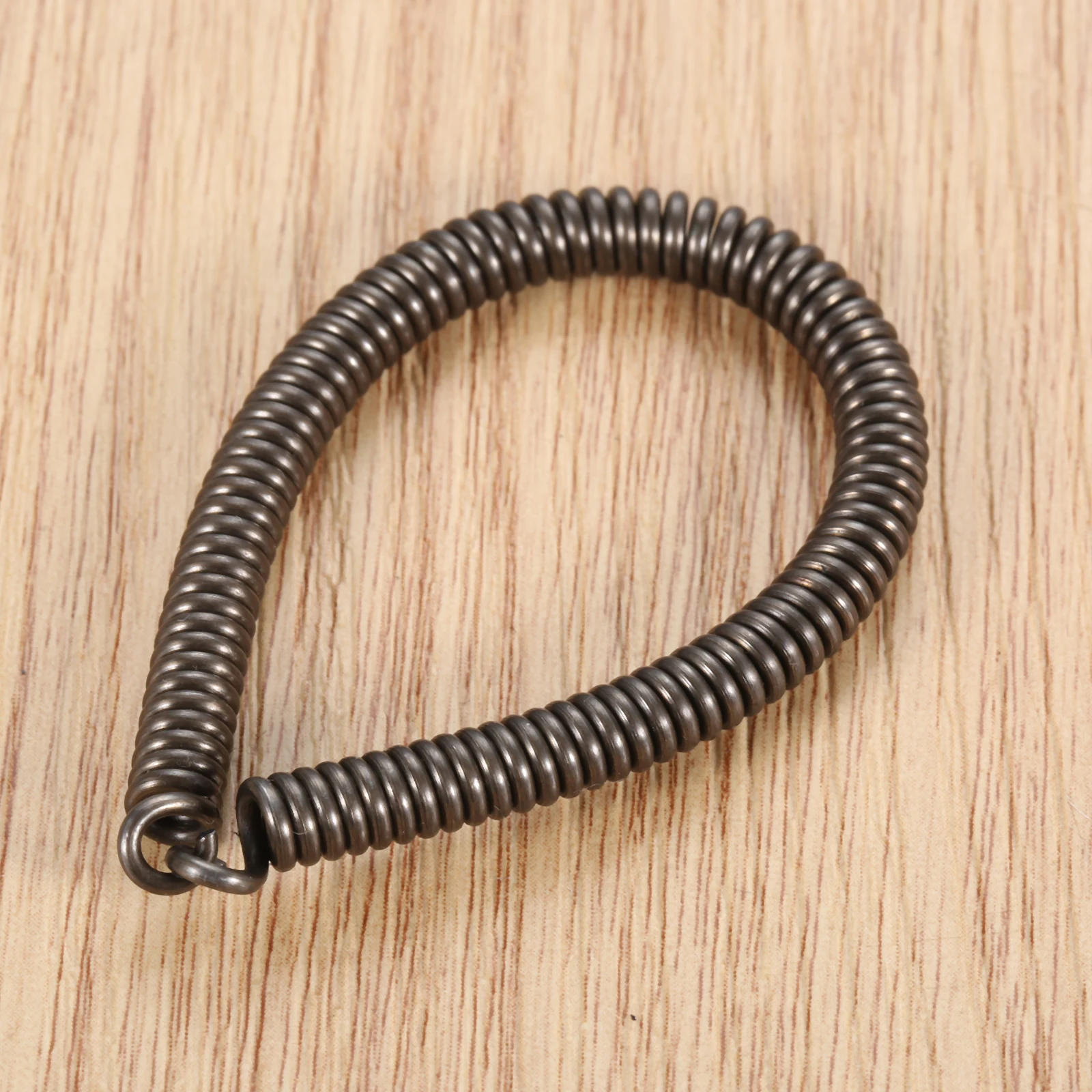 

1 шт. пружинный фиксатор сцепления, подходит для бензопилы Husqvarna 36 41 136 141 137 142 235 236 240 JONSERED CS2234 2137 2138 2035 2036 2040