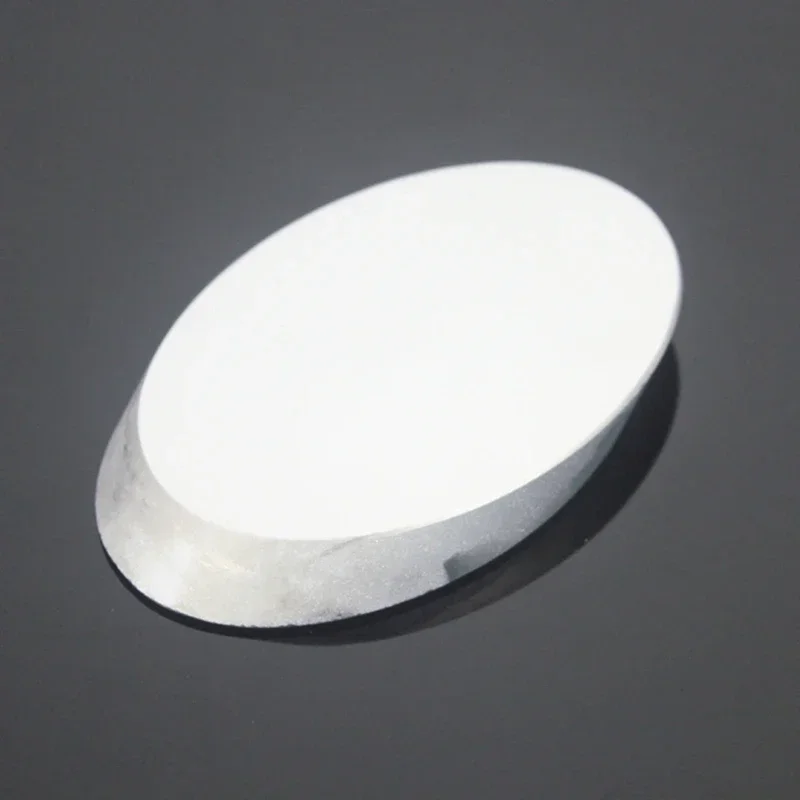 Телескопический астрономо́mico отражатель espejo Grieario oblicuo plano де Newton