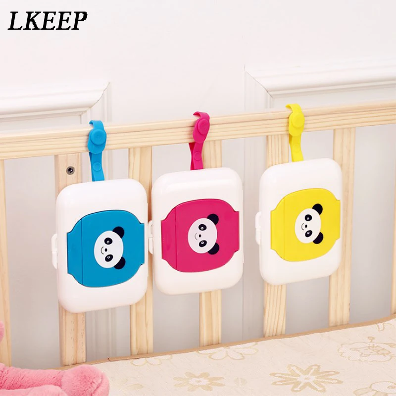

Cartoon Cute Plastic Wet Mummy Bag Box Outdoor Portable Transparent Nappy Case For Baby Travel Wipes Dispenser Case Nappy Bags