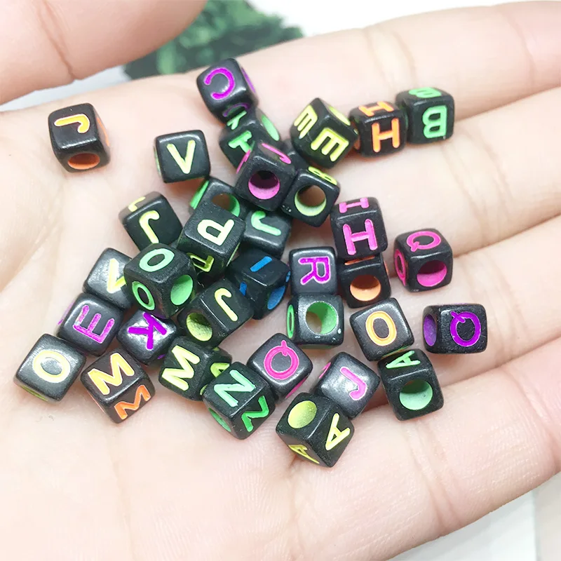Бусины с буквами алфавита 6*6 мм 500 шт./партия