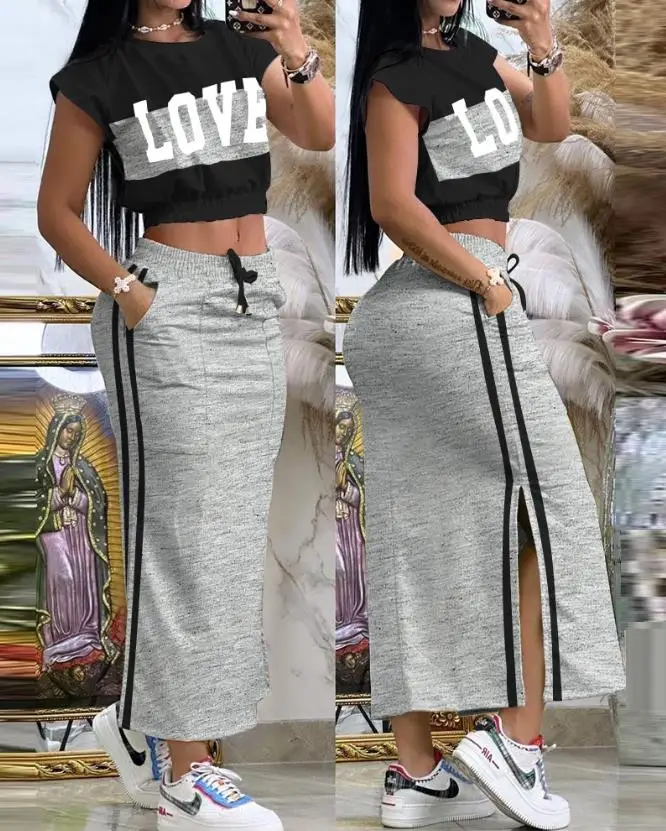 

Two Piece Sets Women Outifit 2023 Summer Fashion Print Colorblock O-Neck Short Sleeve Crop Top & Casual Striped Pocket Skirt Set