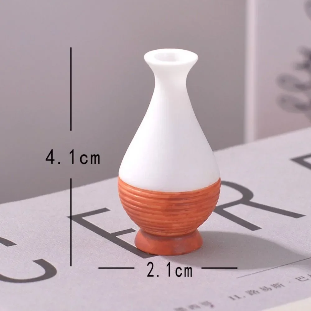 

Мини ваза из смолы KANNERT