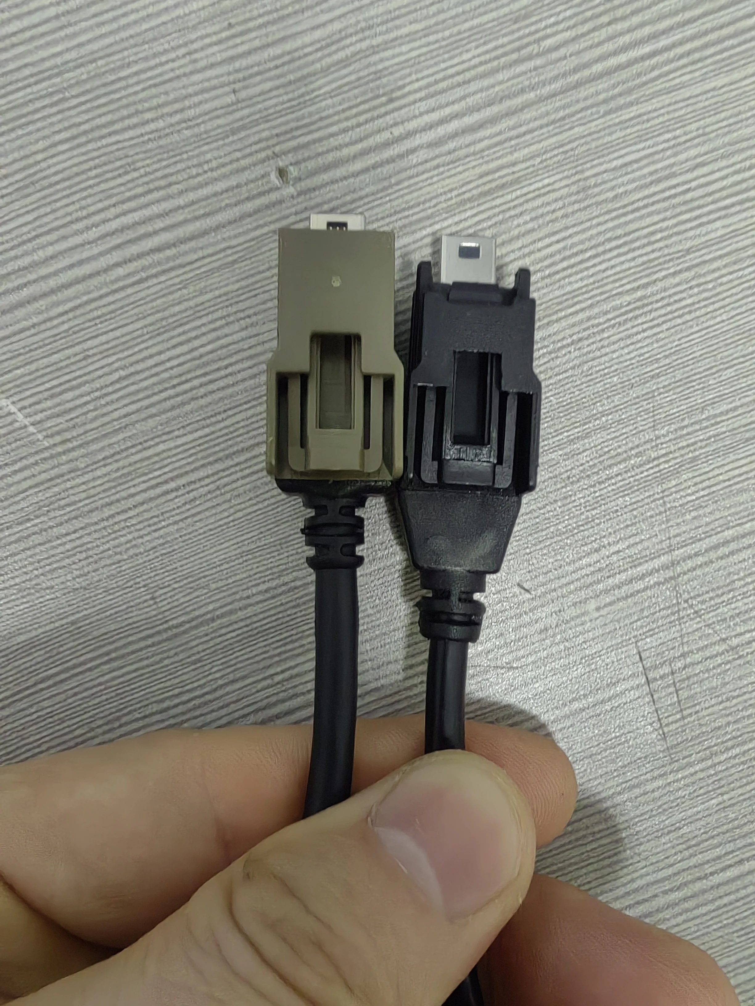 Совместимый с USB-кабелем SYNC1L SYNC3L SYNC3 мультимедийный T-порт хост линия Низкая
