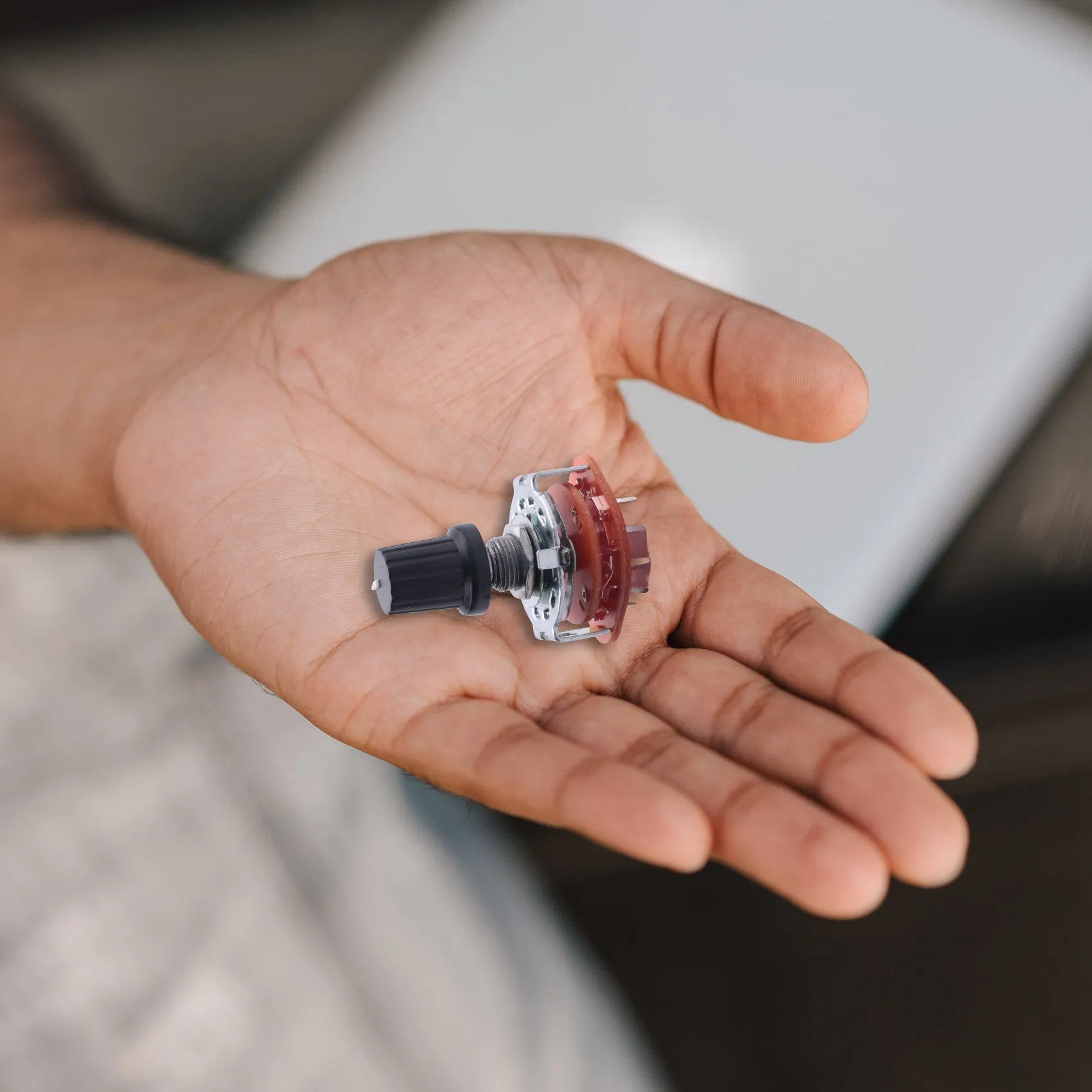 Электронная машина 4P3T 4 полюса 3 позиции 2 колоды 16 фотоэлементов