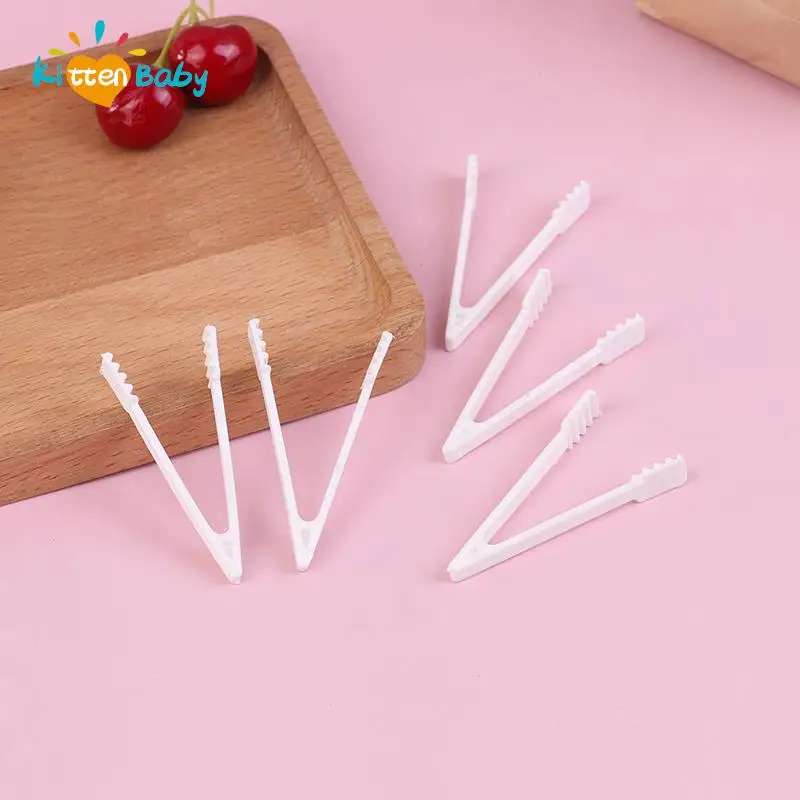 

10Pcs/Set Doll House Openable Food Clip Mini White Plastic Bread Clip Model Kitchen Accessories