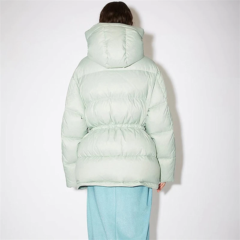 Женская классическая зимняя куртка на завязках с капюшоном