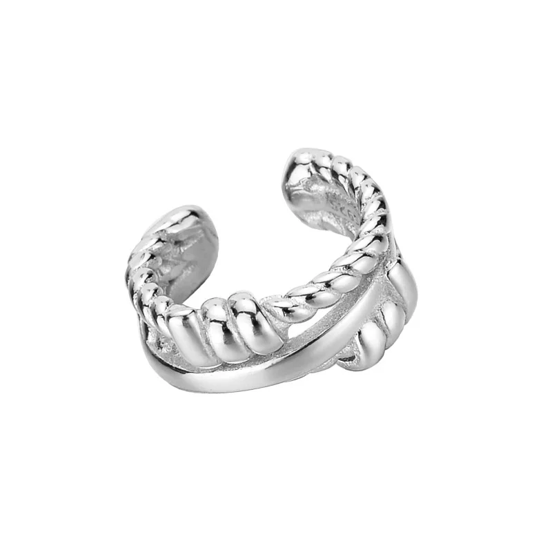 Женское кольцо из серебра 925 пробы с узлом