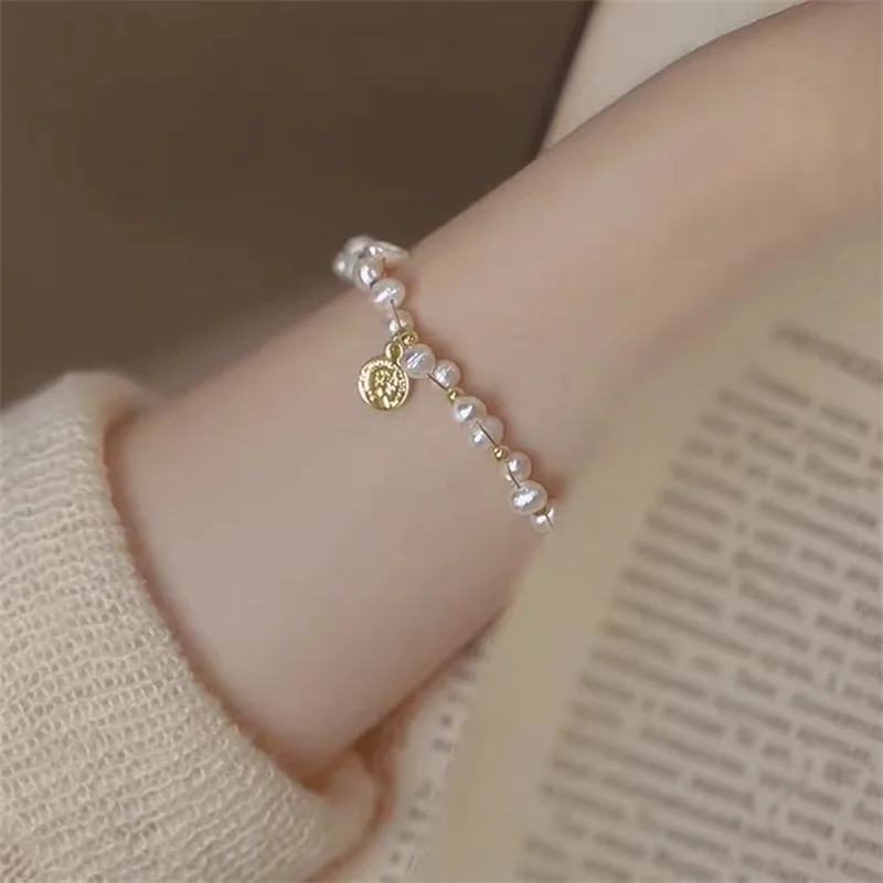

New Baroque Natural Freshwater Pearl Bracelet Female Fashion Temperament Versatile Small Design Bracelet Light Luxury Jewelry