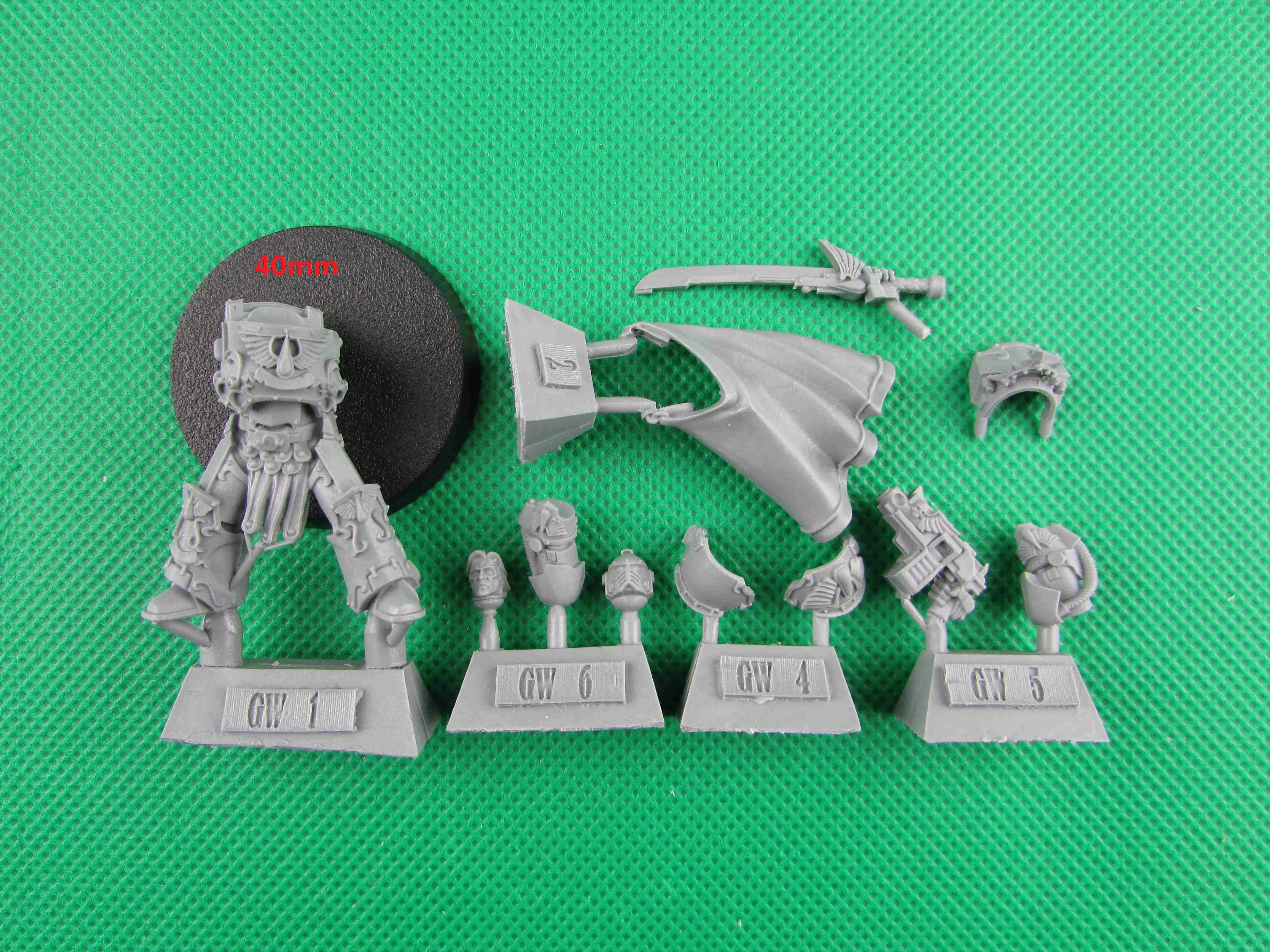 

F1136