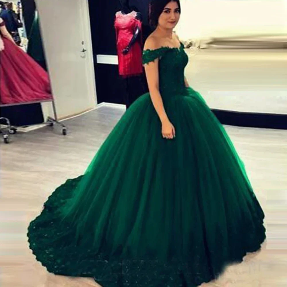 

Tulle Dubai Arabic Ball Gown Quinceanera Dresses 2022 Charming Appliques Sweetheart Vestidos De Fiesta Robe De Bal