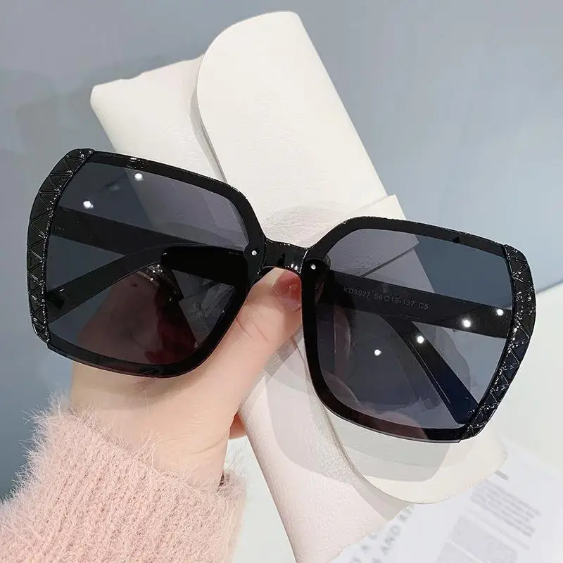 

New Large Frame Square Sunglasses Women's Brand Designer Fashion Sun Glasses Women Outdoor Travel Eyewear UV400 Oculos De Sol