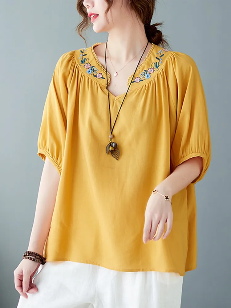 

Women Cotton Linen Casual T-shirts New 2022 Summer Vintage Style Floral Embroidery Loose Female Short Sleeve Tops Tees B1712