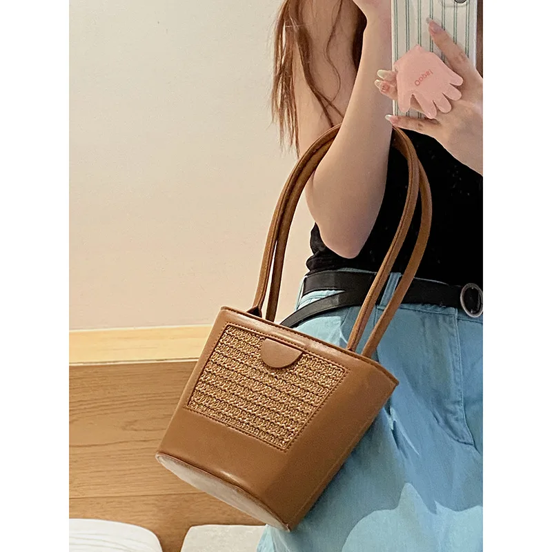 

Handbag Women's Summer 2022 New All-match ins Niche Fashion Straw Bag High-quality Texture Shoulder Underarm Bag